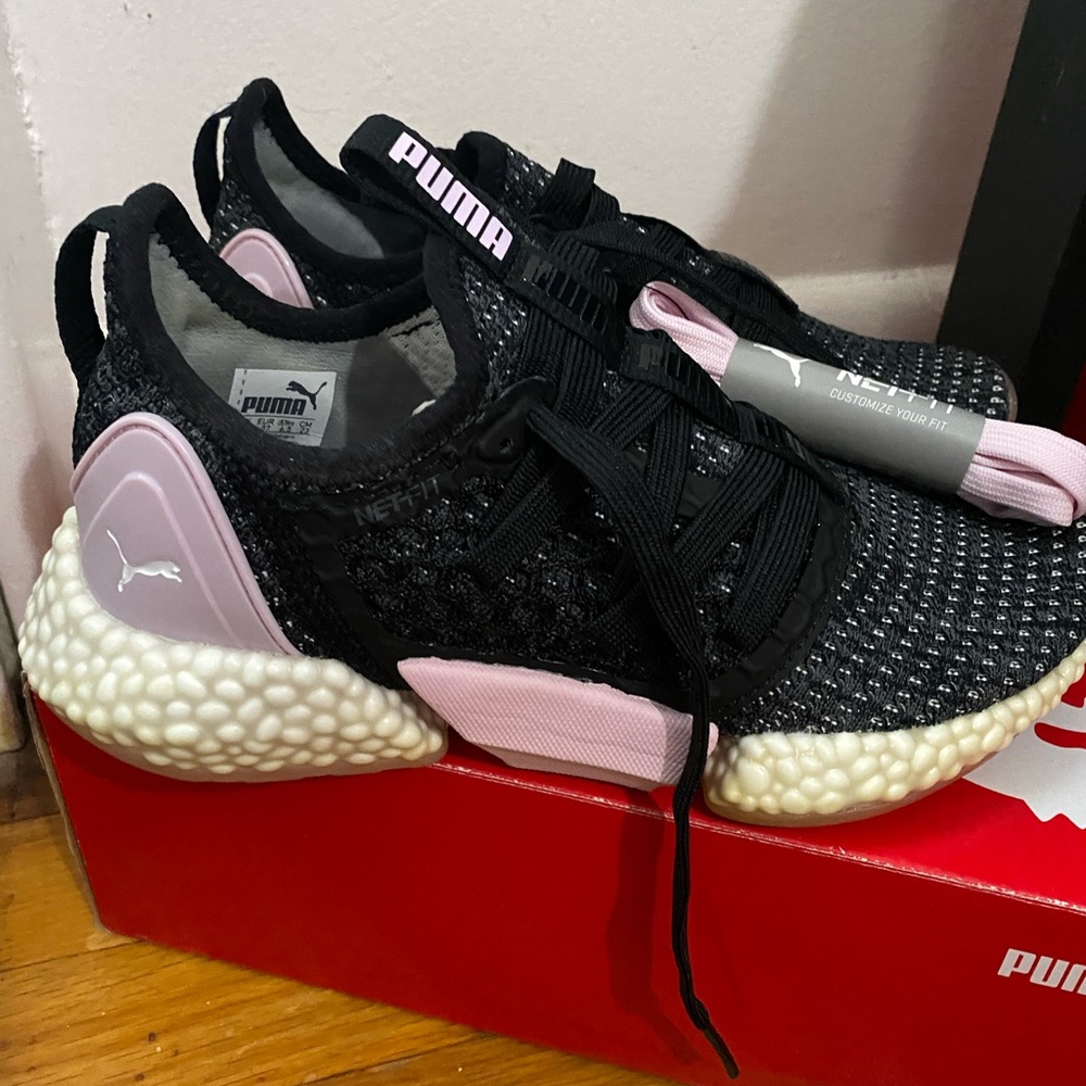 Women puma hybrid rocket sneakers size 6.5 women